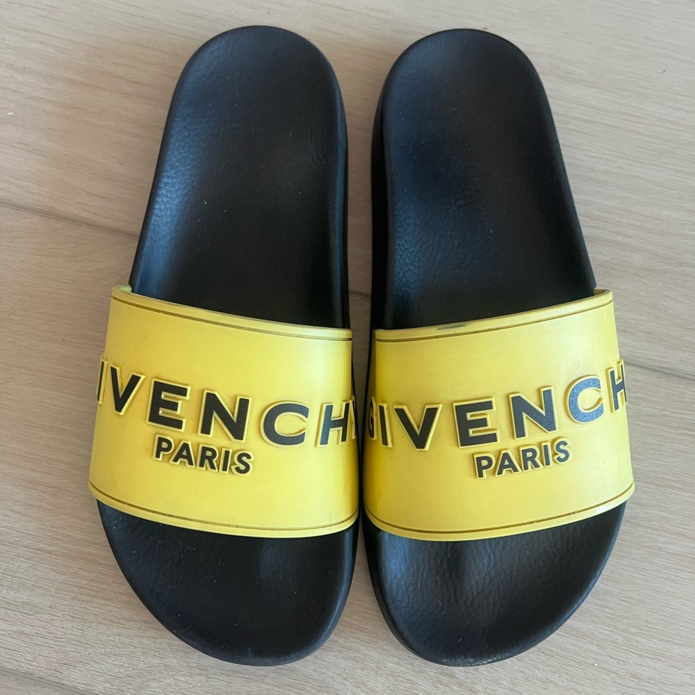 Givenchy rubber slides, Women size 9